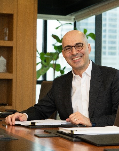 Akram Bouchenaki - CEO